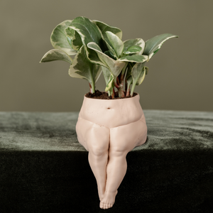 Thighs of Thunder Seated Planter